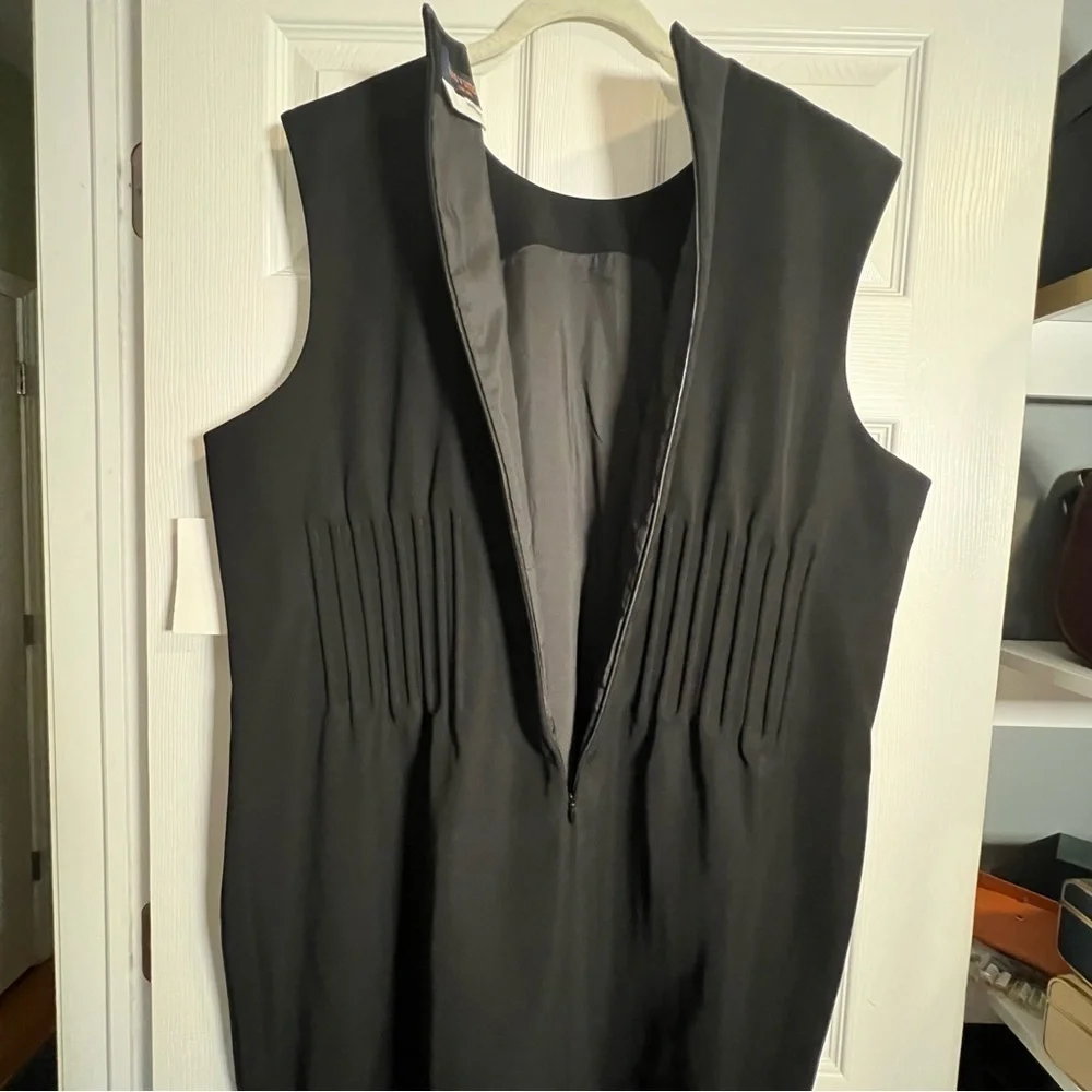 NWT Louis Vuitton Uniforms Sleeveless Dress with Boning Black Size EU 54